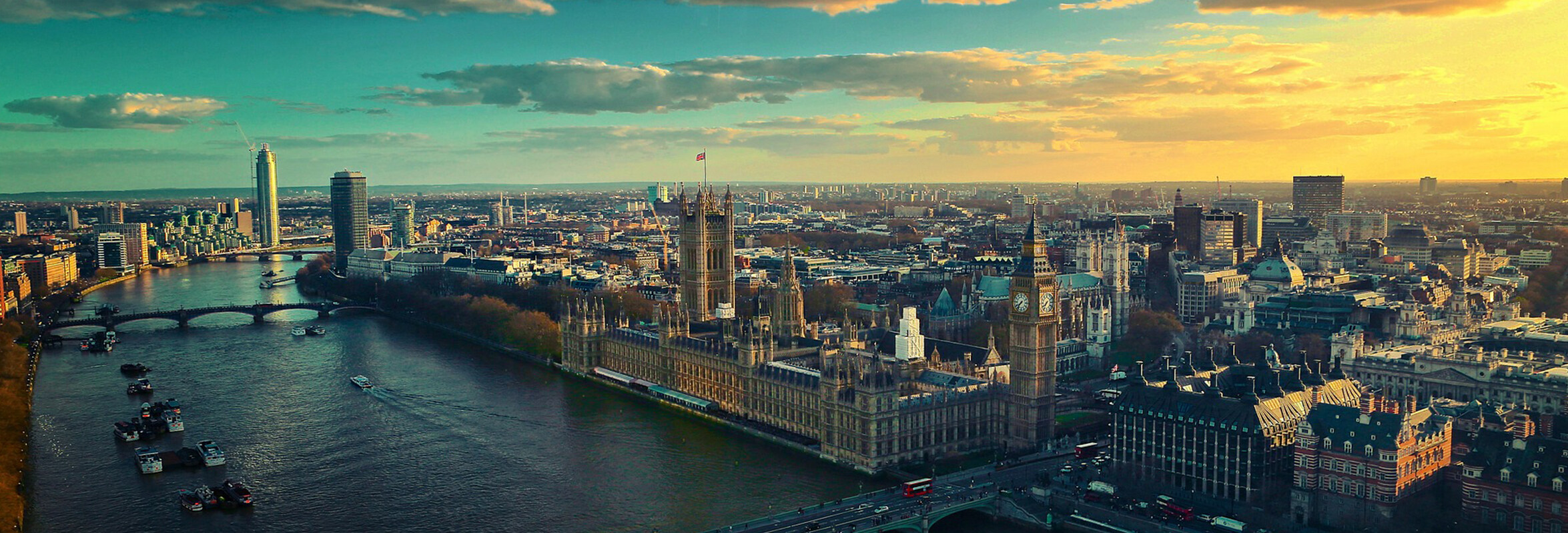 london-view-titan-lifts-2350×800-1